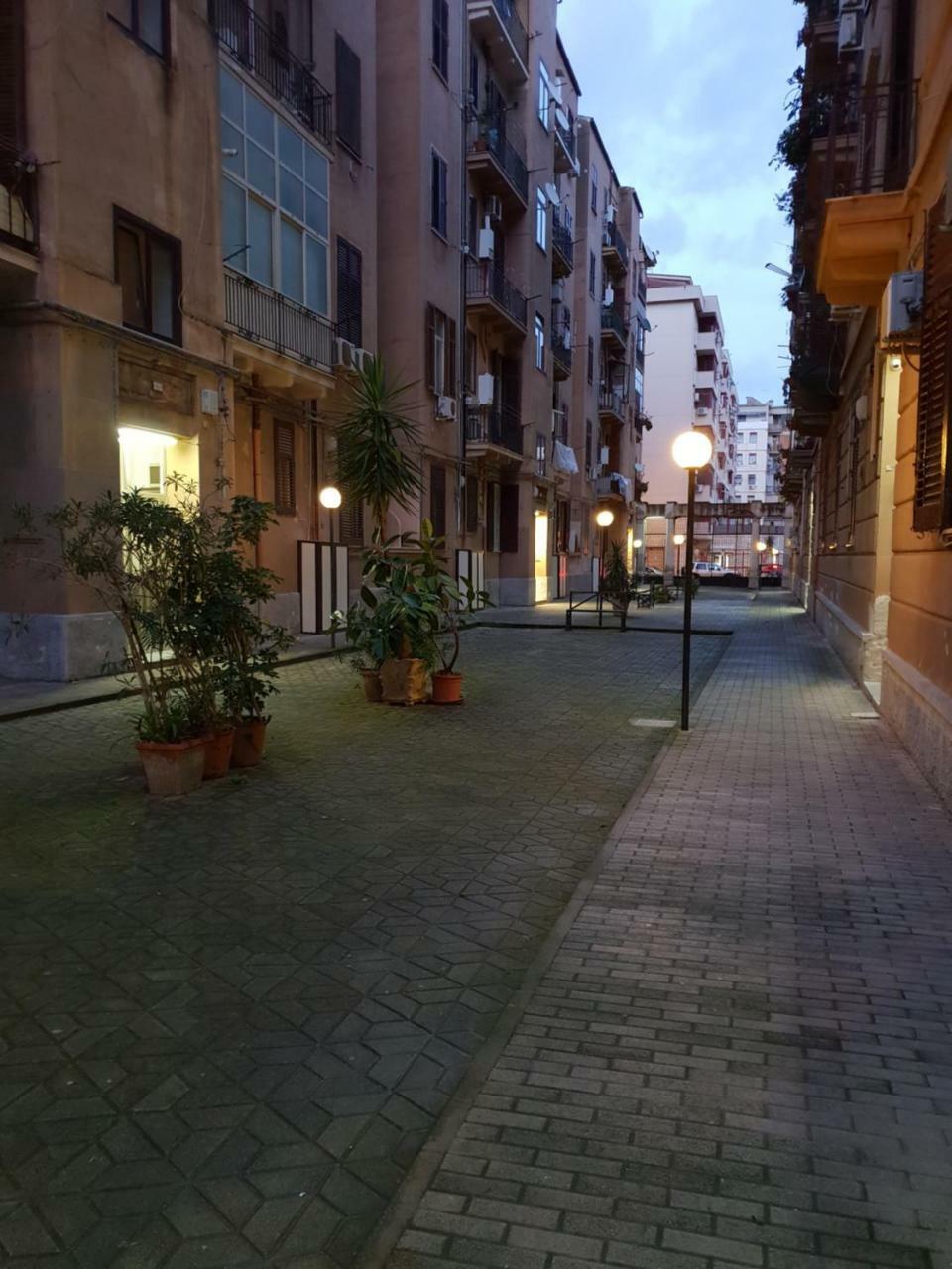Palermo Inn Suite Kültér fotó